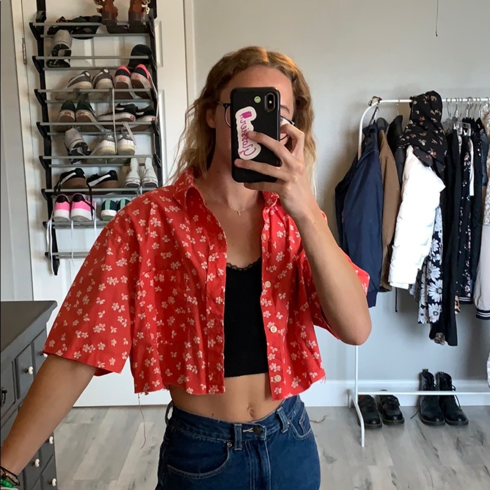 Cropped button up